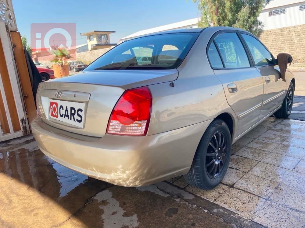 هيونداي النترا
